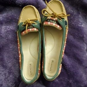 Sperry Angelfish style open mesh boat shoes